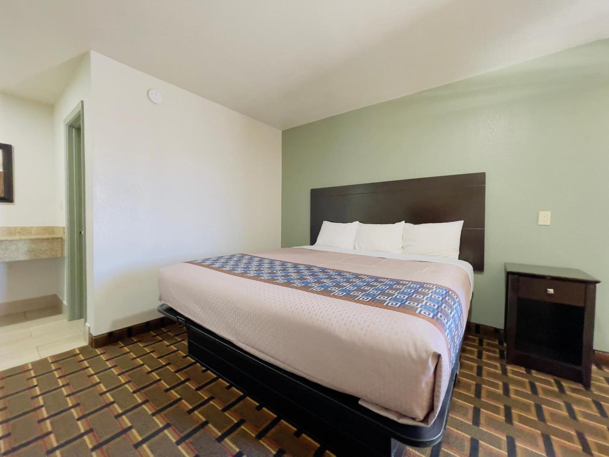 Budget Inn Ada Dış mekan fotoğraf