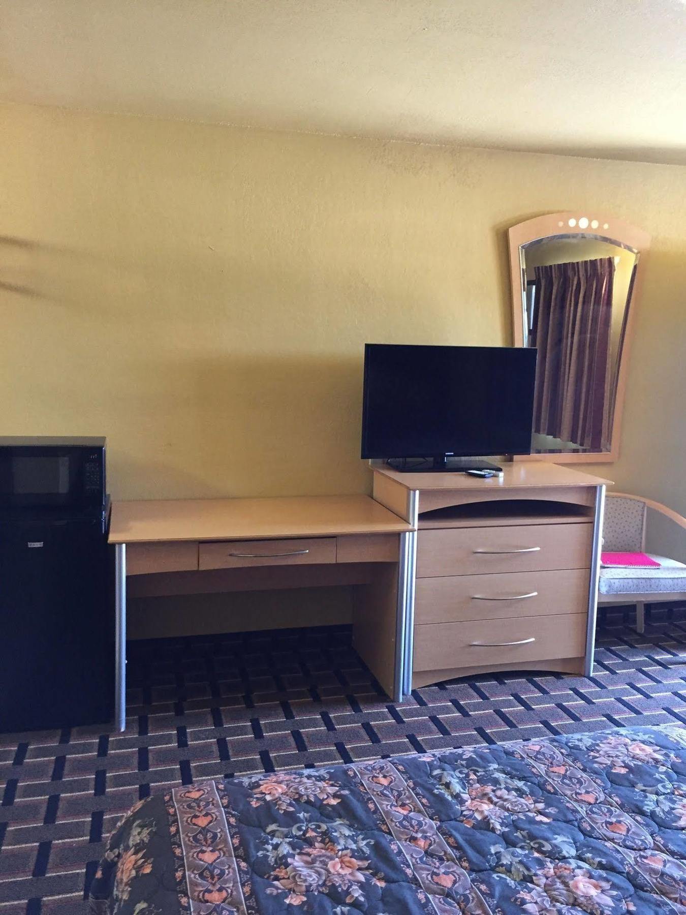 Budget Inn Ada Dış mekan fotoğraf